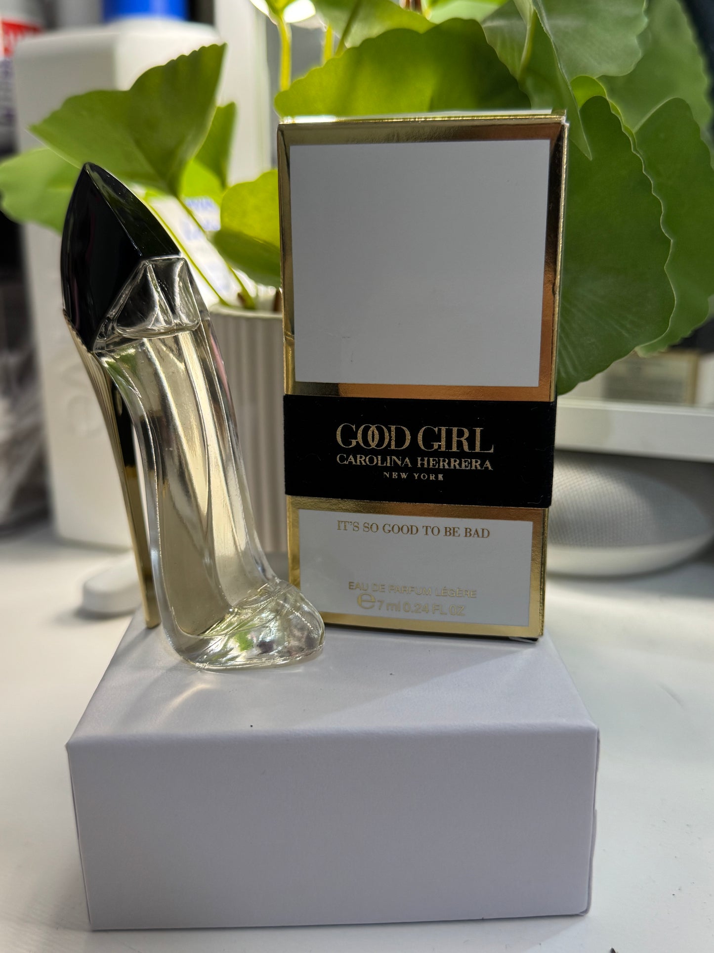 Carolina Herrera Good Girl Legere